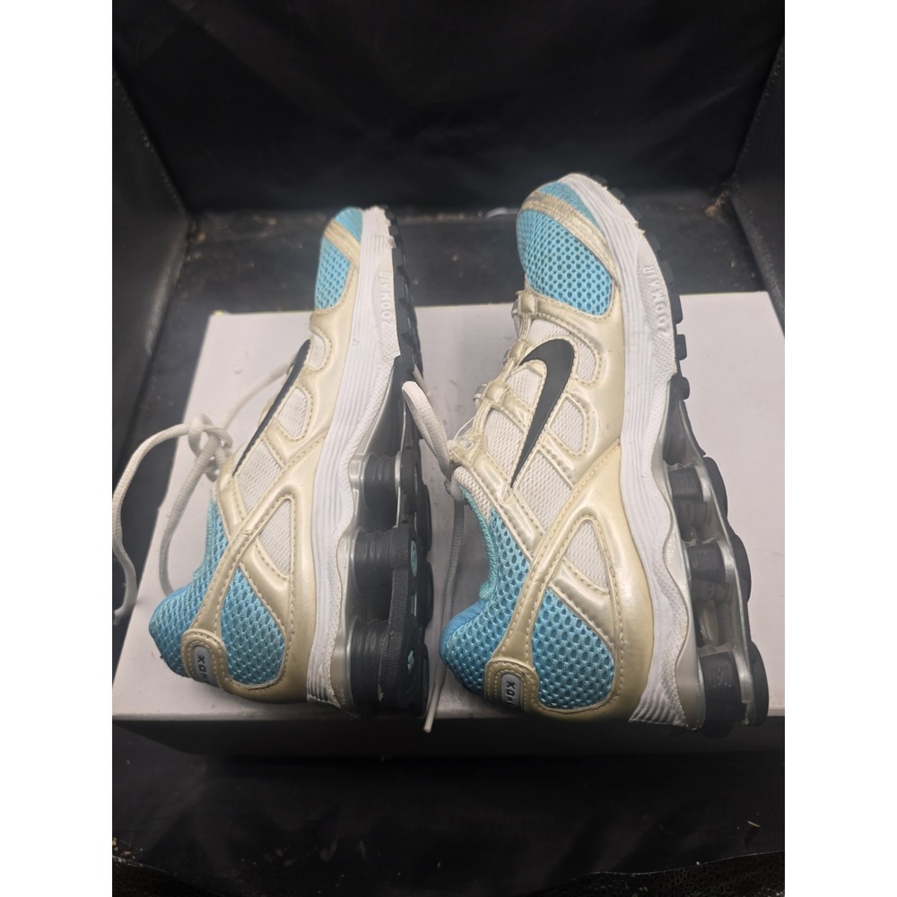 Nike Shox - Picture 6 of 7